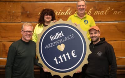 Gaffel Herzensprojekte: 1.111 Euro an Helping Hands übergeben