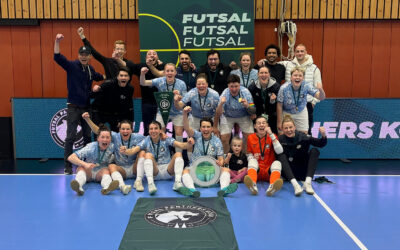 Futsal Panthers Köln feiern Deutsche Meisterschaft der Frauen und den Klassenerhalt der Herren in der Bundesliga