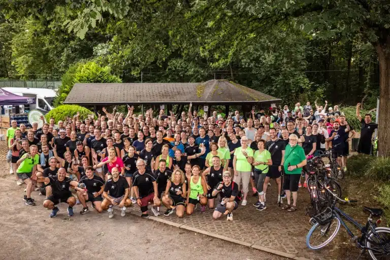 Sommerfest der Gaffel Lauffreunde: Laufspaß, Kölsch und Gemeinschaft beim Dünnwalder Turnverein